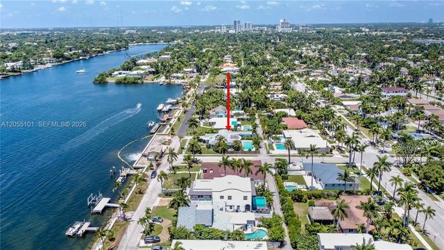 803 N Southlake Drive, Hollywood, FL 33019
