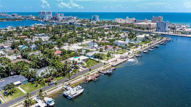 803 N Southlake Drive, Hollywood, FL 33019