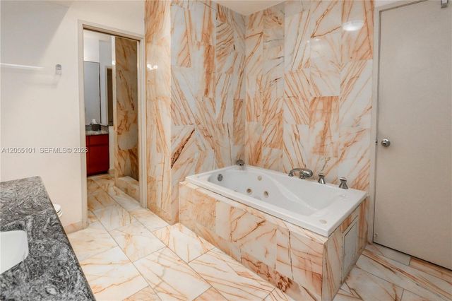 803 N Southlake Drive, Hollywood, FL 33019