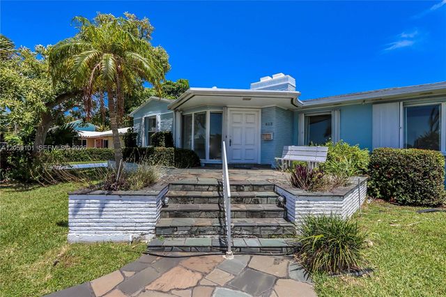 803 N Southlake Drive, Hollywood, FL 33019