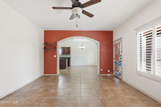 14698 JESUS ALMEIDA, El Paso, TX 79938