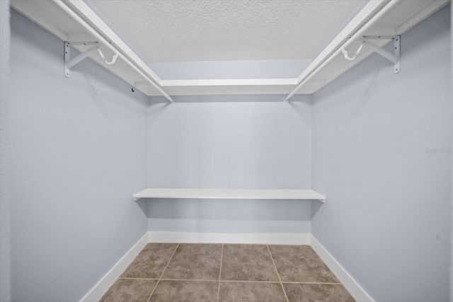 7530 SUNSHINE SKYWAY LANE S T30, St Petersburg, FL 33711