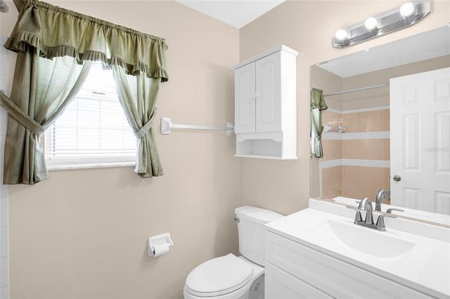 19 BARRINGTON DRIVE, Palm Coast, FL 32137