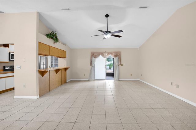 19 BARRINGTON DRIVE, Palm Coast, FL 32137