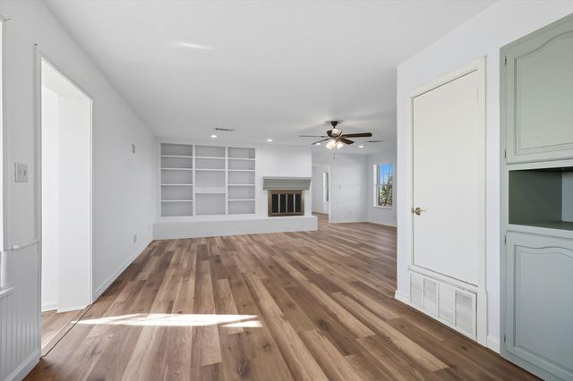 8453 FM-271, Gober, TX 75443