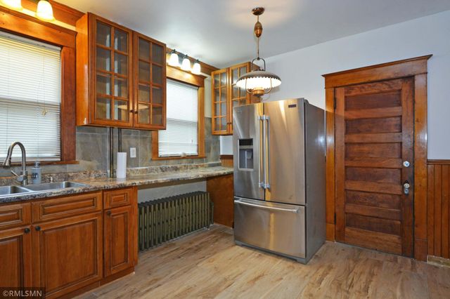 1195 Edgerton Street, Saint Paul, MN 55130