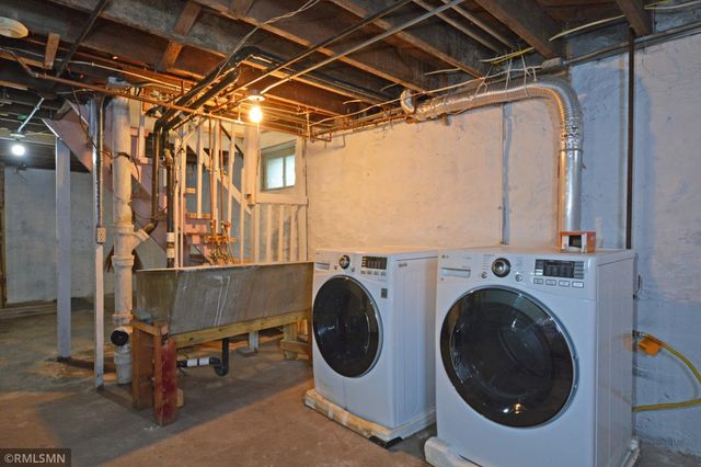 1195 Edgerton Street, Saint Paul, MN 55130