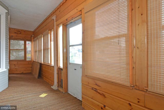 1195 Edgerton Street, Saint Paul, MN 55130