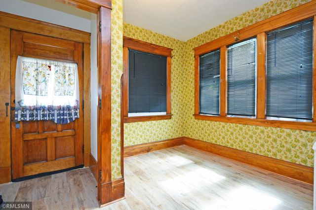 1195 Edgerton Street, Saint Paul, MN 55130