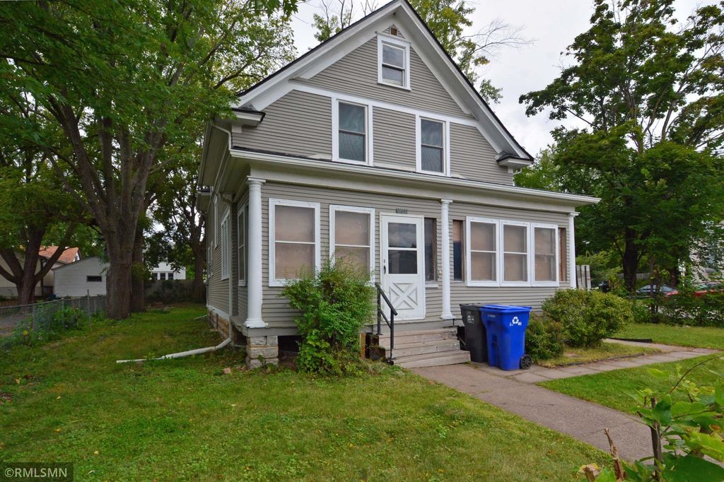 1195 Edgerton Street, Saint Paul, MN 55130