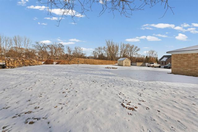 46730 Romeo Plank Road, Macomb Twp, MI 48044