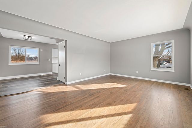 46730 Romeo Plank Road, Macomb Twp, MI 48044