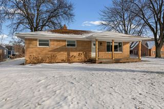 46730 Romeo Plank Road, Macomb Twp, MI 48044