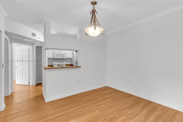 17150 N Bay Rd 2301, Sunny Isles Beach, FL 33160