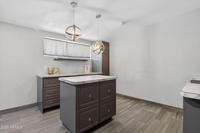 701 S CLEARVIEW Avenue, Mesa, AZ 85208