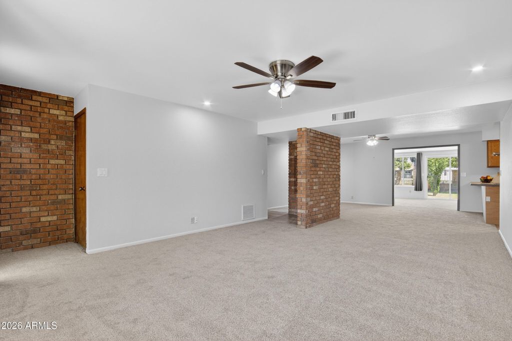 701 S CLEARVIEW Avenue, Mesa, AZ 85208 — photo 4