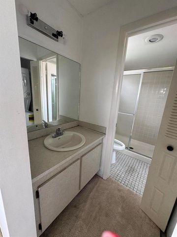 10304 Sunrise Lakes Blvd 312, Sunrise, FL 33322