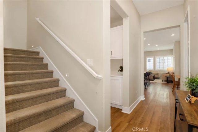 27512 Golden Currant Place, Valencia, CA 91381