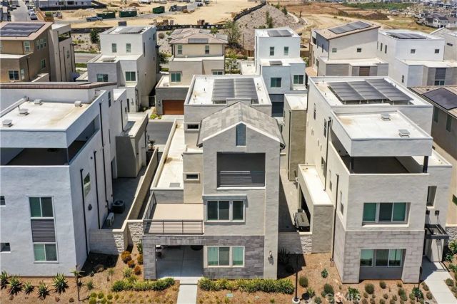 27512 Golden Currant Place, Valencia, CA 91381