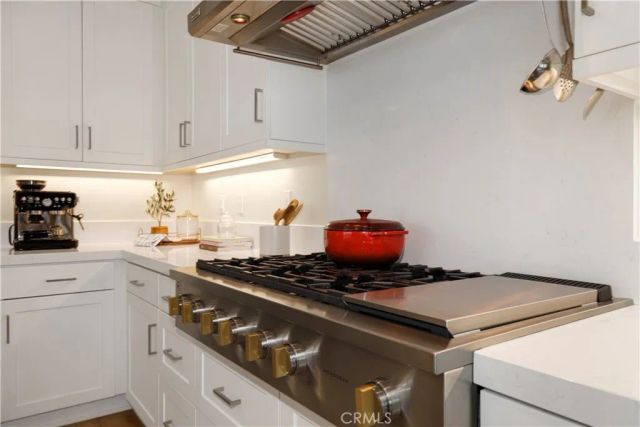 27512 Golden Currant Place, Valencia, CA 91381