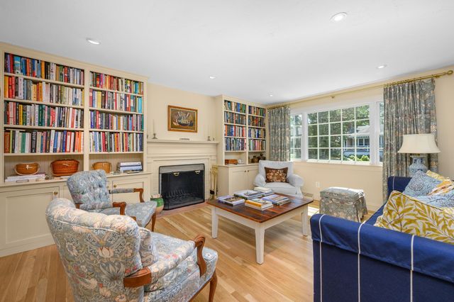 190 Heritage Ln, Chatham, MA 02633