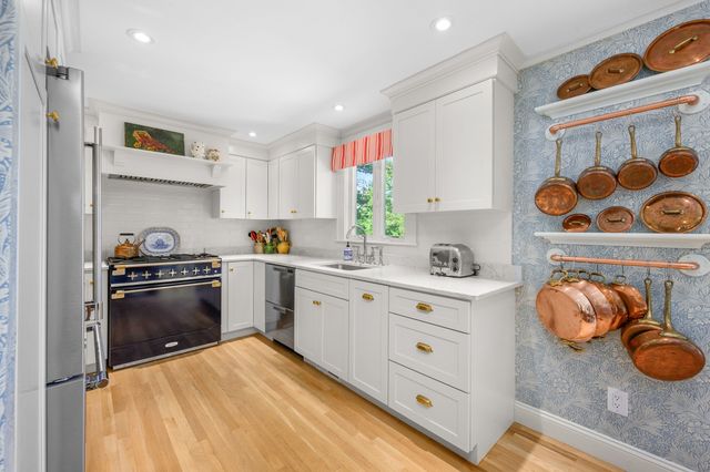 190 Heritage Ln, Chatham, MA 02633