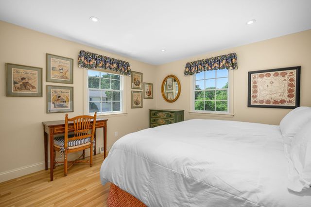 190 Heritage Ln, Chatham, MA 02633