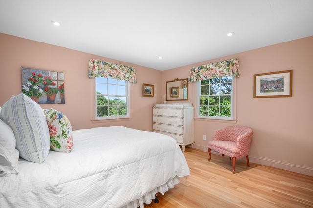 190 Heritage Ln, Chatham, MA 02633