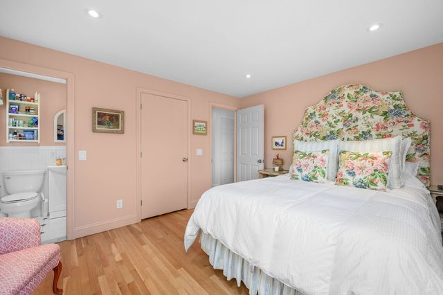 190 Heritage Ln, Chatham, MA 02633