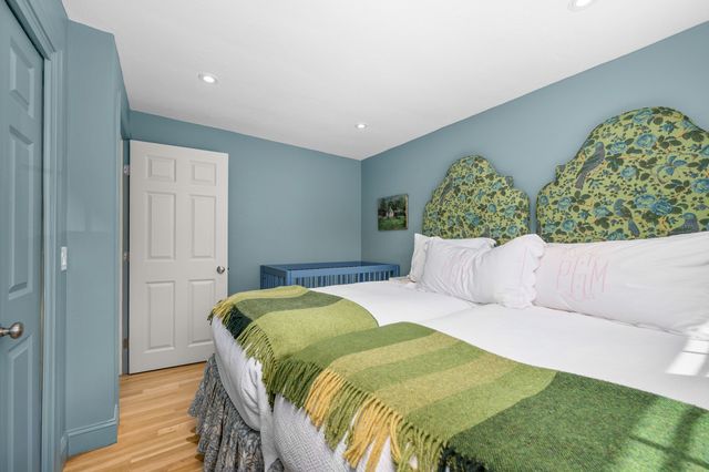 190 Heritage Ln, Chatham, MA 02633