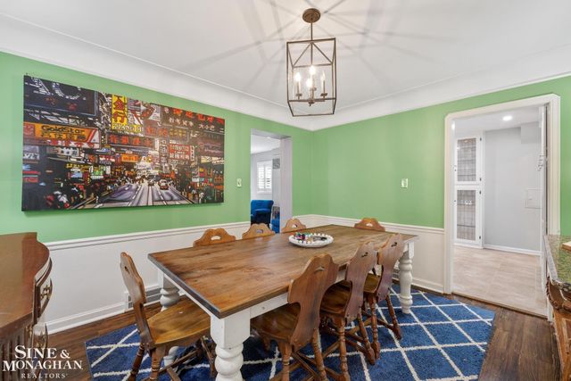 258 Merriweather Road, Grosse Pointe Farms, MI 48236