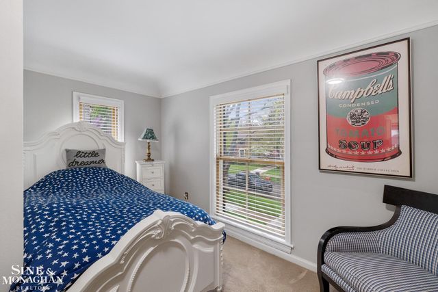 258 Merriweather Road, Grosse Pointe Farms, MI 48236