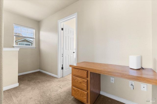 2310 Iroquois St, Santa Rosa, CA 95403
