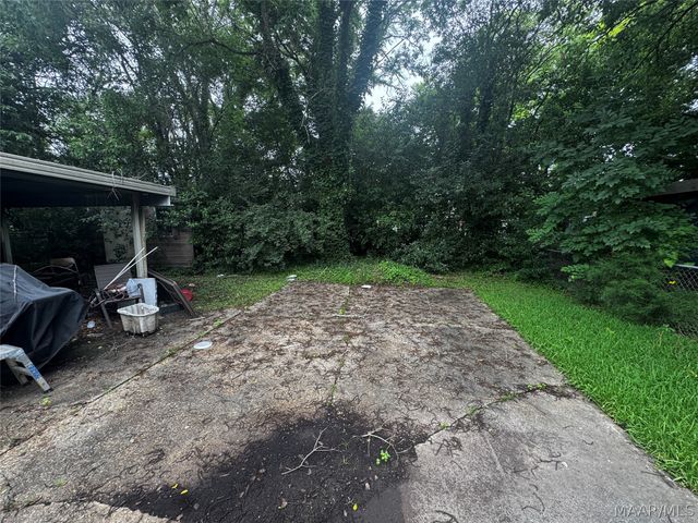 2624 BURKELAUN Drive, Montgomery, AL 36111