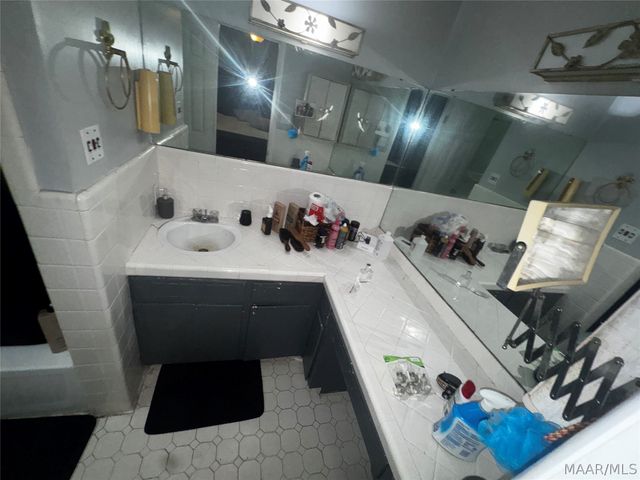 2624 BURKELAUN Drive, Montgomery, AL 36111