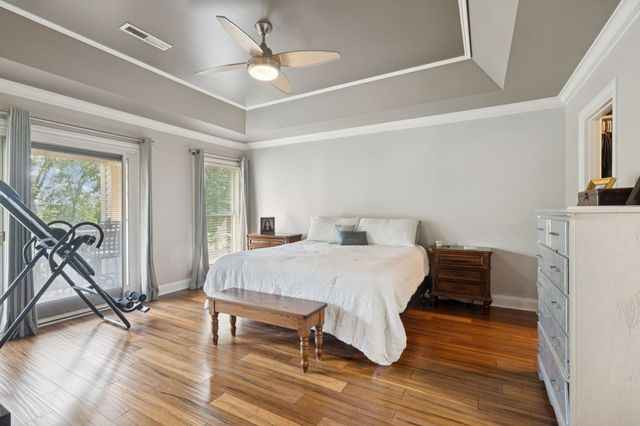 2133 Lakeshore Dr, Old Hickory, TN 37138