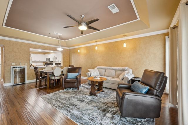 2133 Lakeshore Dr, Old Hickory, TN 37138