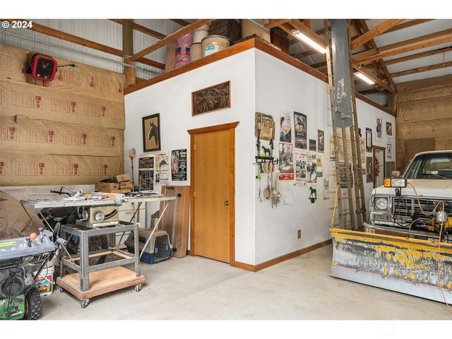 162 Bylin Road, Stevenson, WA 98648