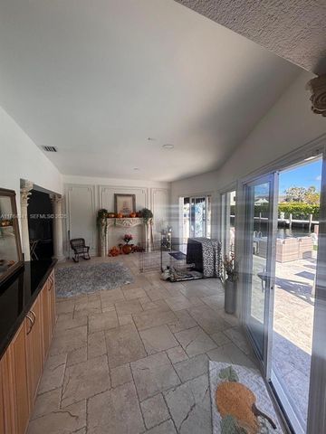 4220 NE 27th Avenue, Lighthouse Point, FL 33064