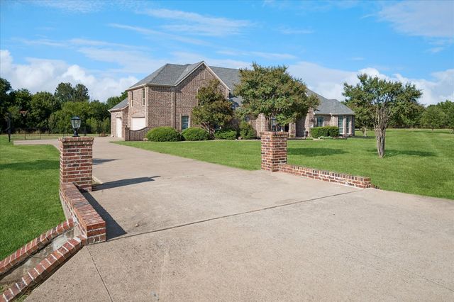 1920 Northfork Lane, Lucas, TX 75002