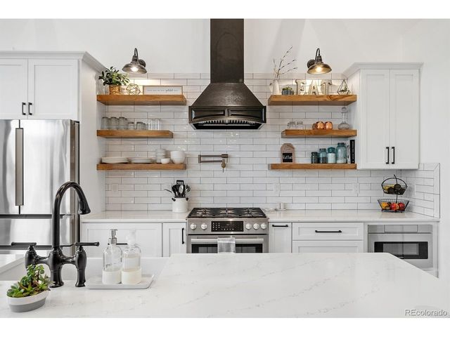 737 Creek Side Dr, Woodland Park, CO 80863