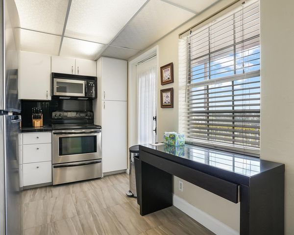 2671 S Course Drive 907, Pompano Beach, FL 33069