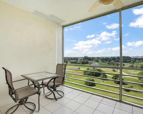 2671 S Course Drive 907, Pompano Beach, FL 33069