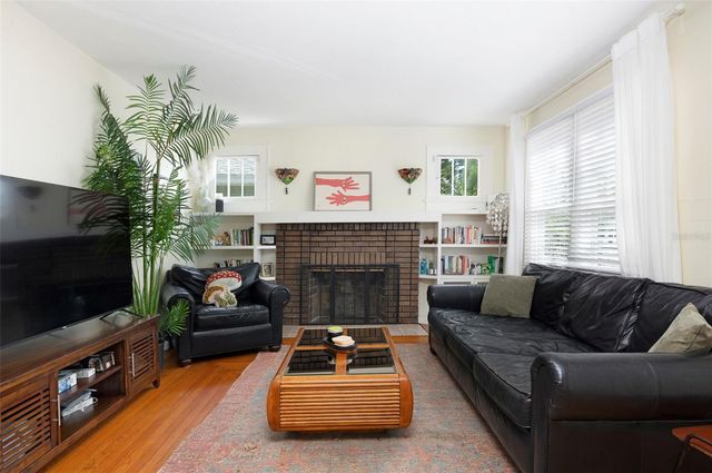 540 11TH AVENUE N, St Petersburg, FL 33701