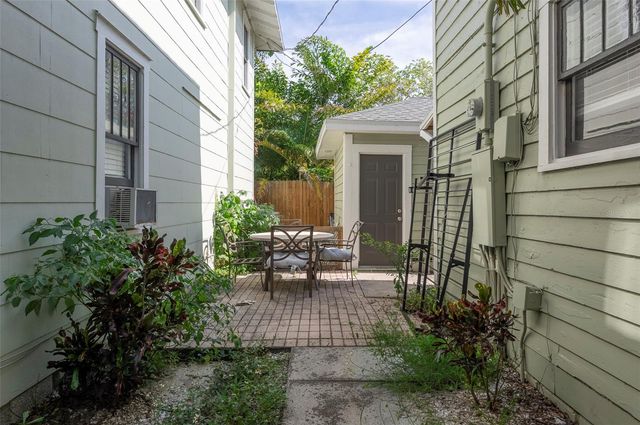 540 11TH AVENUE N, St Petersburg, FL 33701