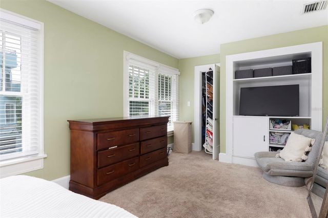 540 11TH AVENUE N, St Petersburg, FL 33701