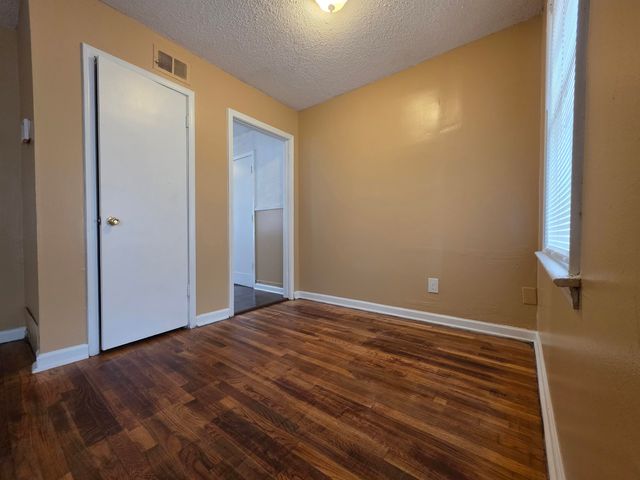 1593 E HOLMES RD, Memphis, TN 38116