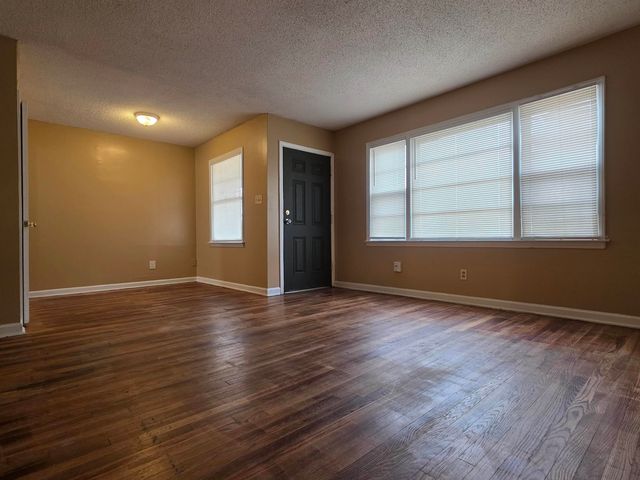 1593 E HOLMES RD, Memphis, TN 38116