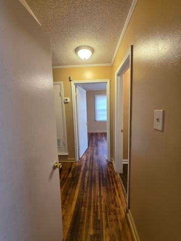 1593 E HOLMES RD, Memphis, TN 38116