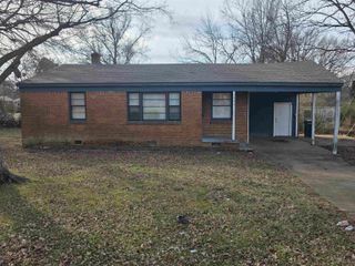 1593 E HOLMES RD, Memphis, TN 38116